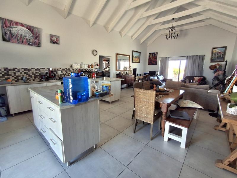 3 Bedroom Property for Sale in Britannia Bay Western Cape